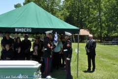 Last-Salute-military-funeral-guard-108