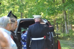 Last-Salute-military-funeral-guard-11