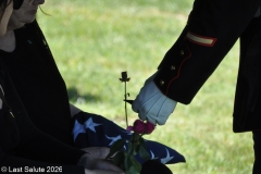 Last-Salute-military-funeral-guard-117
