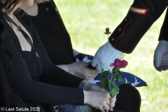 Last-Salute-military-funeral-guard-118