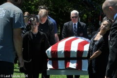 Last-Salute-military-funeral-guard-16