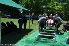 Last-Salute-military-funeral-guard-17
