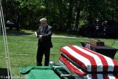 Last-Salute-military-funeral-guard-33