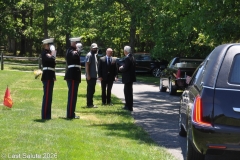 Last-Salute-military-funeral-guard-4