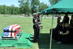 Last-Salute-military-funeral-guard-41