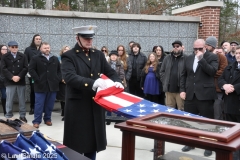 Last-Salute-military-funeral-guard-100