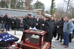 Last-Salute-military-funeral-guard-105