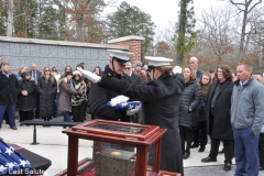 Last-Salute-military-funeral-guard-114