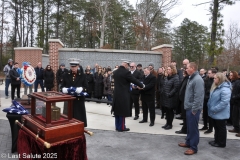 Last-Salute-military-funeral-guard-126