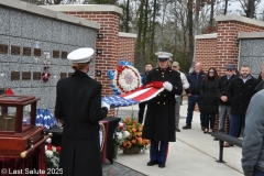 Last-Salute-military-funeral-guard-78