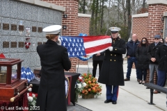 Last-Salute-military-funeral-guard-80