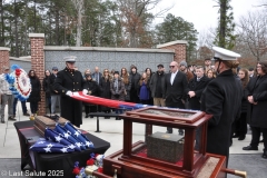 Last-Salute-military-funeral-guard-89