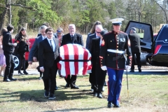 Last-Salute-military-funeral-guard-15