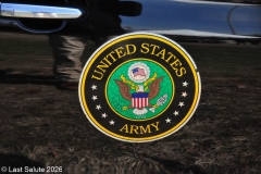 Last-Salute-military-funeral-guard-7