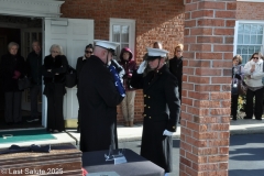 Last-Salute-military-funeral-guard-117