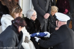 Last-Salute-military-funeral-guard-120