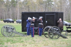 Last-Salute-military-funeral-guard-100