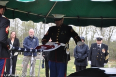 Last-Salute-military-funeral-guard-120