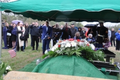 Last-Salute-military-funeral-guard-176