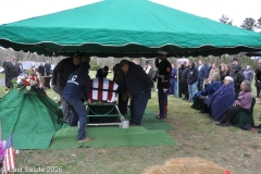 Last-Salute-military-funeral-guard-37
