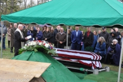 Last-Salute-military-funeral-guard-40