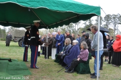 Last-Salute-military-funeral-guard-60