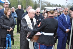 Last-Salute-military-funeral-guard-67