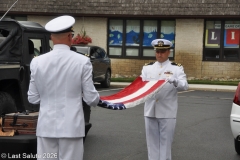Last-Salute-military-funeral-guard-77