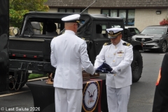 Last-Salute-military-funeral-guard-85