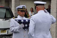Last-Salute-military-funeral-guard-93