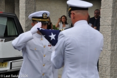 Last-Salute-military-funeral-guard-95