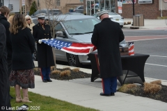 Last-Salute-military-funeral-guard-5957