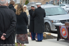 Last-Salute-military-funeral-guard-5963