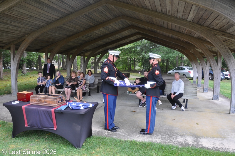 Last-Salute-military-funeral-guard-106
