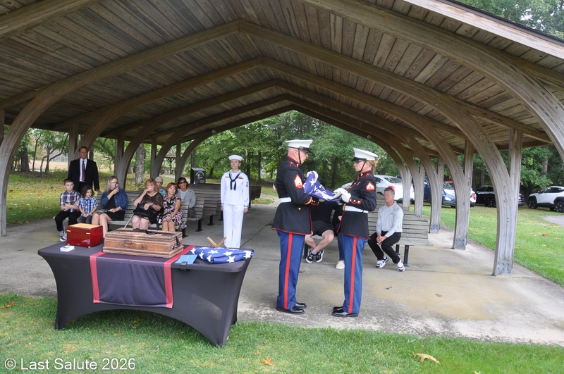 Last-Salute-military-funeral-guard-107