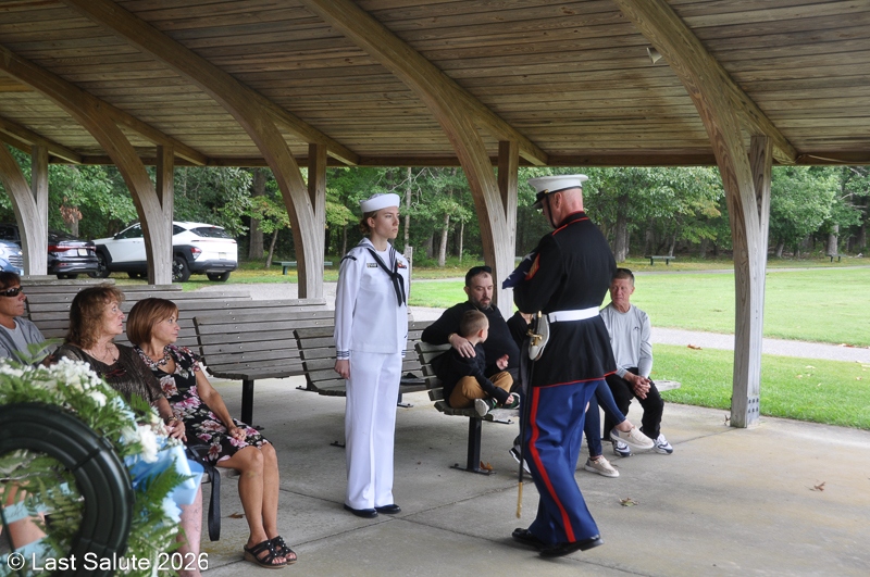 Last-Salute-military-funeral-guard-121