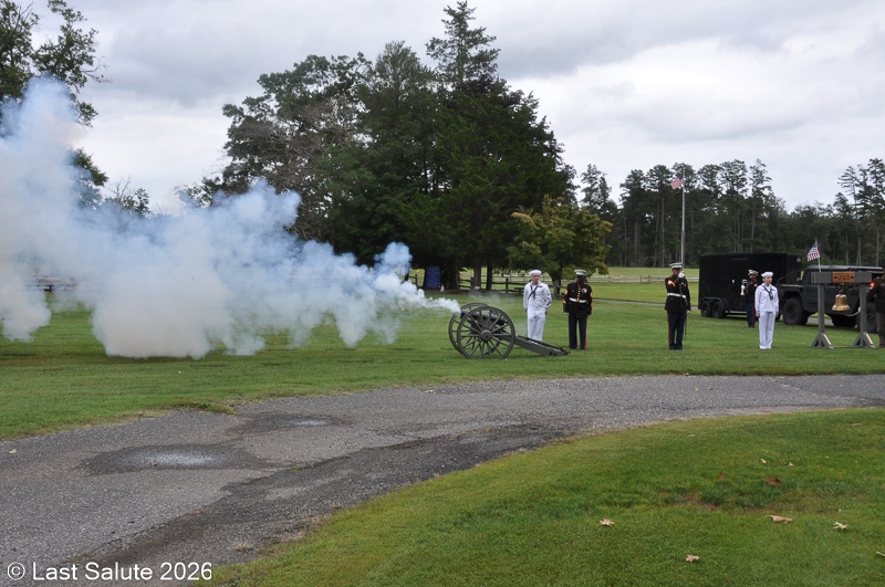 Last-Salute-military-funeral-guard-61