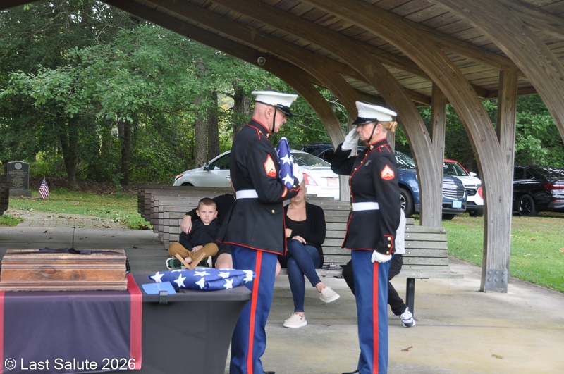 Last-Salute-military-funeral-guard-75