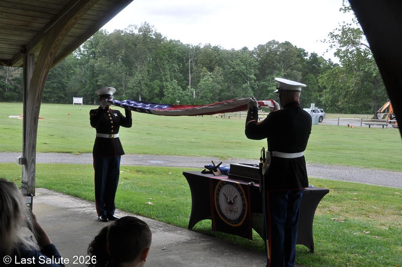 Last-Salute-military-funeral-guard-83