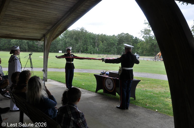 Last-Salute-military-funeral-guard-86