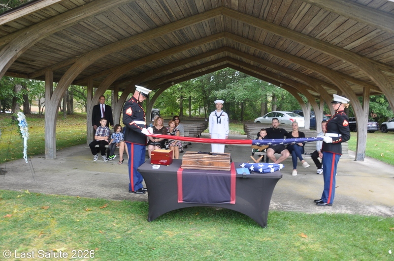 Last-Salute-military-funeral-guard-91