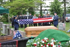 Last-Salute-military-funeral-honor-guard-DSC_0434