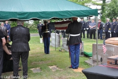 Last-Salute-military-funeral-honor-guard-DSC_0478