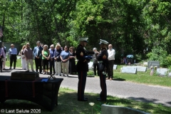 Last-Salute-military-funeral-guard-104