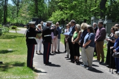 Last-Salute-military-funeral-guard-115