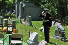 Last-Salute-military-funeral-guard-121