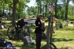 Last-Salute-military-funeral-guard-47