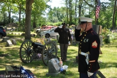 Last-Salute-military-funeral-guard-51