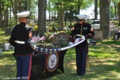 Last-Salute-military-funeral-guard-81