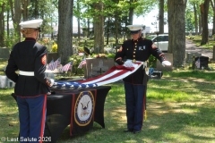 Last-Salute-military-funeral-guard-82